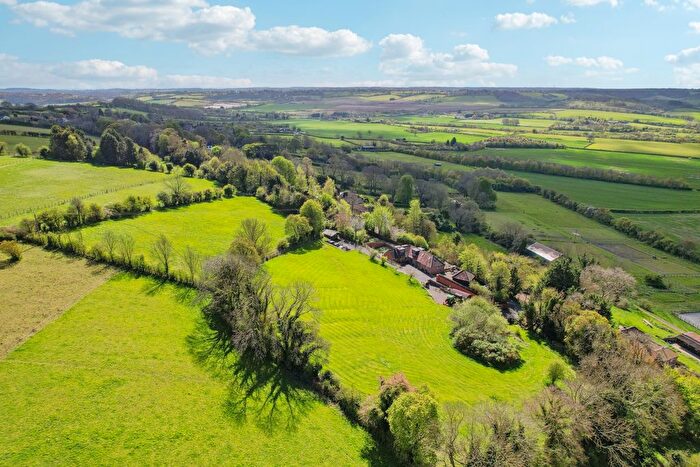 4 Bedroom Detached House For Sale In Bunch Meadows, Woodway, Loosley Row, Princes Risborough, Buckinghamshire, HP27