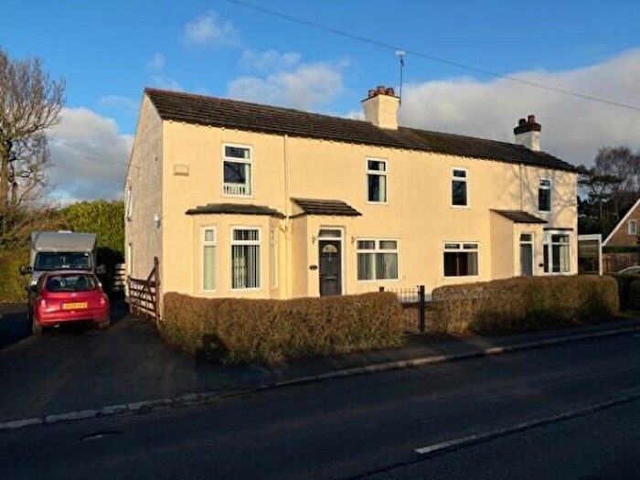 2 Bedroom Cottage For Sale In Merton Cottage, Neston Road, Willaston, CH64
