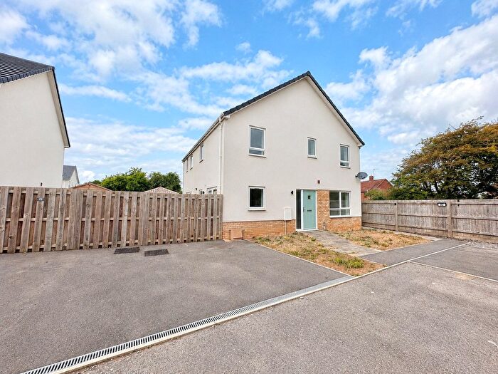 3 Bedroom Detached House For Sale In Quays Drive, Highbridge, Somerset, TA9