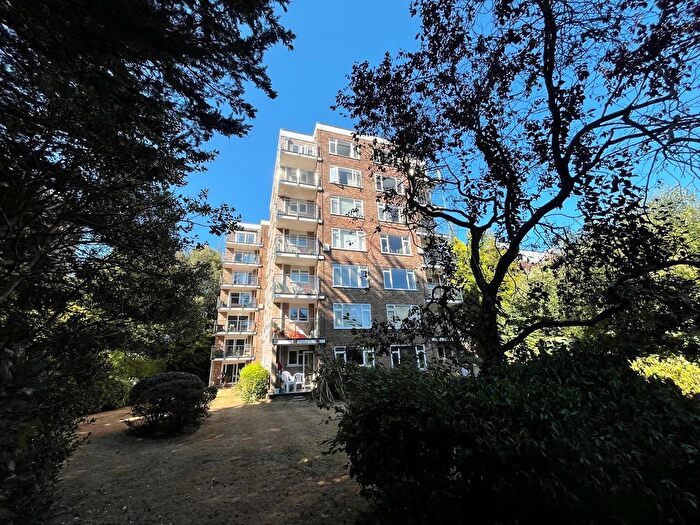 2 Bedroom Flat To Rent In Lindsay Road, Poole, BH13