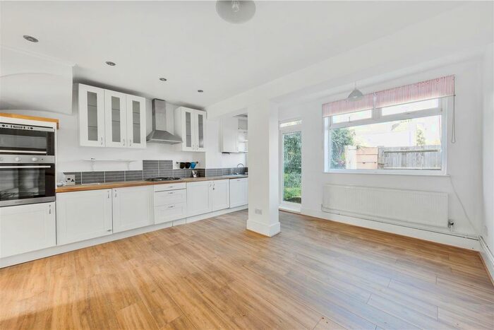 2 Bedroom Terraced House To Rent In Havant Road, London, E17