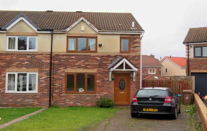 3 Bedroom Semi-Detached House To Rent In Watch House Close, North Shields, NE29