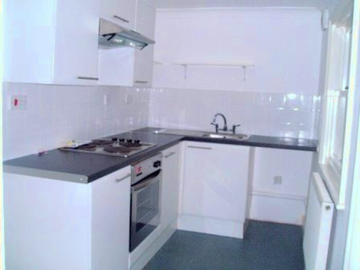 Studio To Rent In Powis Road, Brighton, BN1