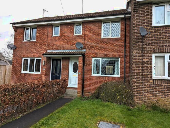 2 Bedroom Town House To Rent In Bondgate Green Close, Ripon, HG4