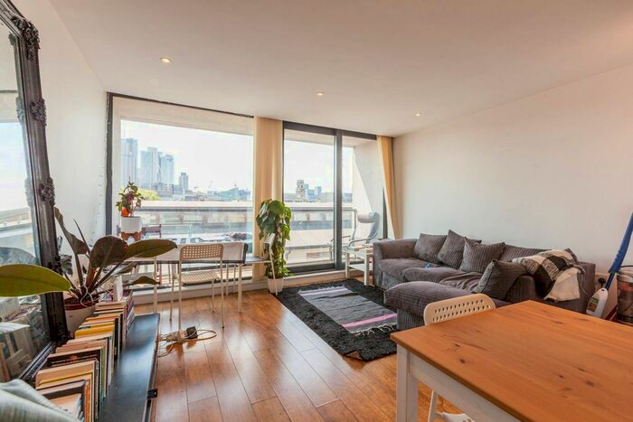 2 Bedroom Flat To Rent In Waterson Street, Hackney, London, E2