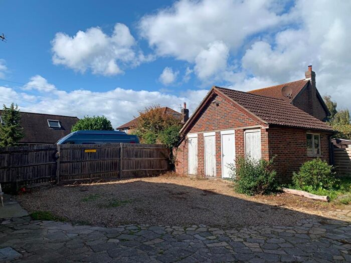 1 Bedroom Flat To Rent In Main Road, Southbourne, PO10