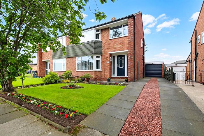 3 Bedroom Semi-Detached House For Sale In Fulthorpe Avenue, Darlington, DL3