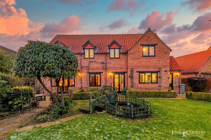 4 Bedroom Detached House For Sale In Hanthorpe, Bourne, PE10