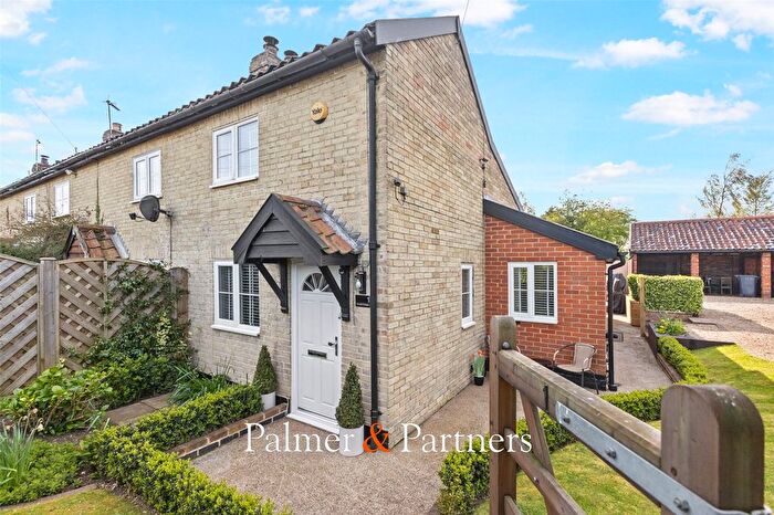 3 Bedroom End Of Terrace House For Sale In Canada Cottages, Lindsey, Ipswich, Suffolk, IP7