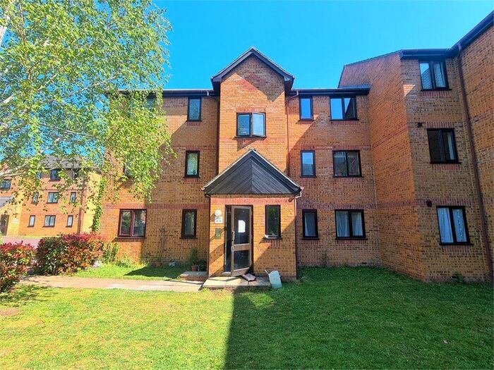 1 Bedroom Flat To Rent In Brindley Close, Alperton, HA0