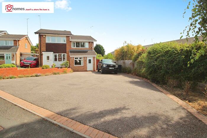 2 Bedroom Semi-Detached House For Sale In Pommel Close, Walsall, WS5