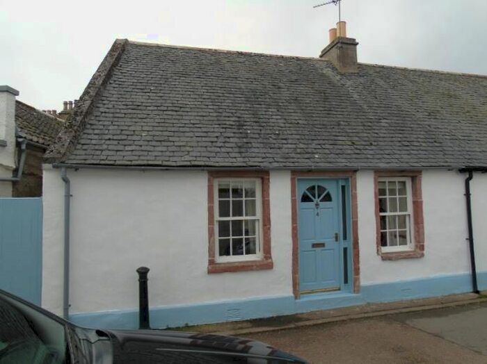 1 Bedroom End Of Terrace House To Rent In Bank Street, Cromarty IV11