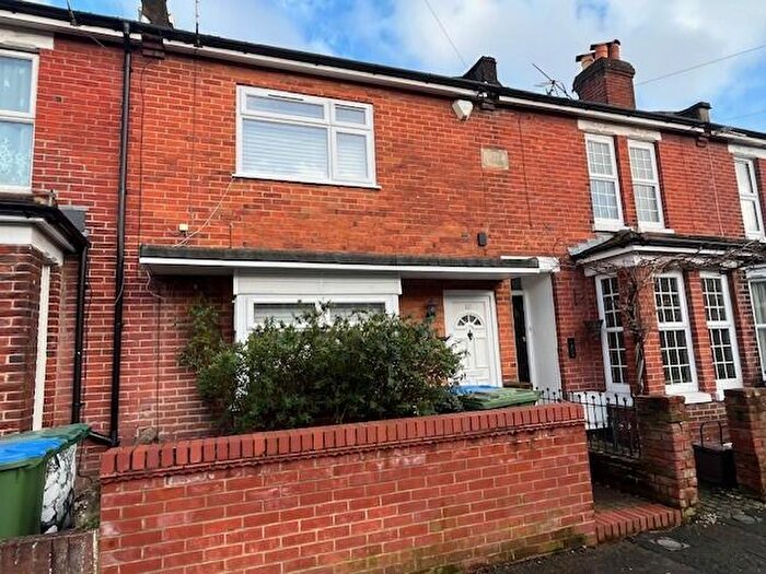 3 Bedroom House To Rent In Imperial Avenue, Southampton, SO15