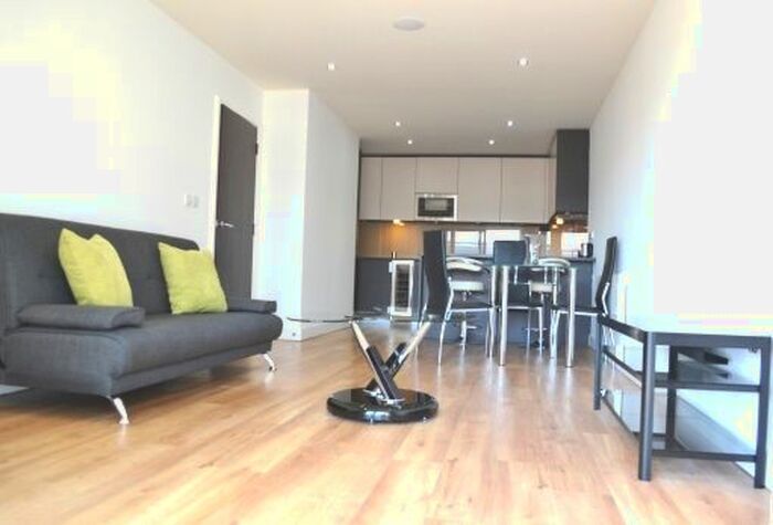 2 Bedroom Flat To Rent In Aerodrome Road, Colindale, London, NW9