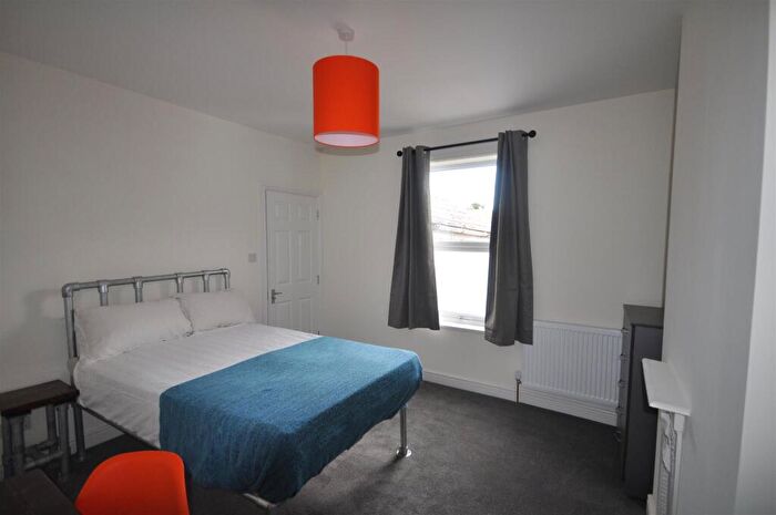 3 Bedroom Terraced House To Rent In Slack Lane, Derby, - Students /, DE22