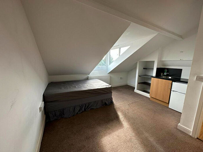 1 Bedroom Semi-Detached House To Rent In Finkle Street, Doncaster, DN8