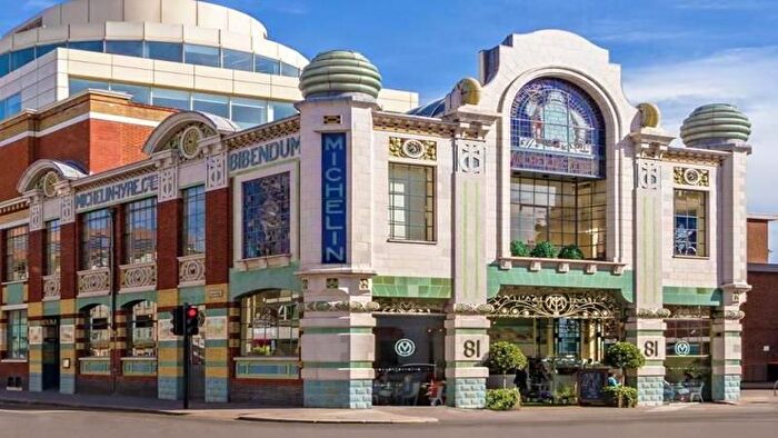 1 Bedroom Flat To Rent In Brompton Road, South Kensington, SW3