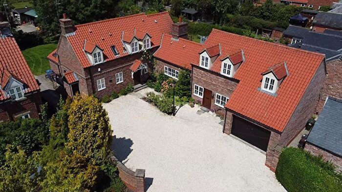 6 Bedroom Property For Sale In Thicket Grove, Thorganby, York, YO19