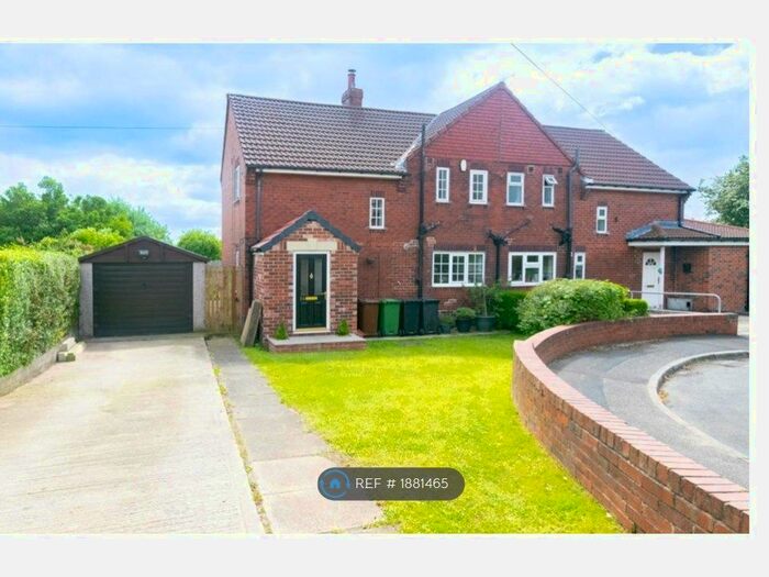 3 Bedroom Semi-Detached House To Rent In Fairfax Avenue, Drighlington, Bradford, BD11