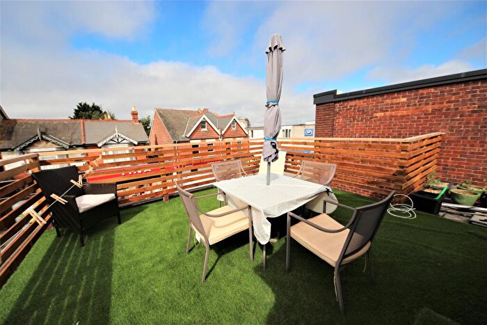 2 Bedroom Flat To Rent In Wimborne Road, Bournemouth, BH9