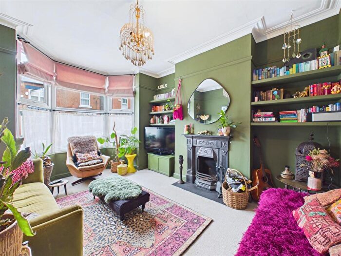 4 Bedroom Terraced House For Sale In Peveril Road, Endcliffe Park, Sheffield, S11