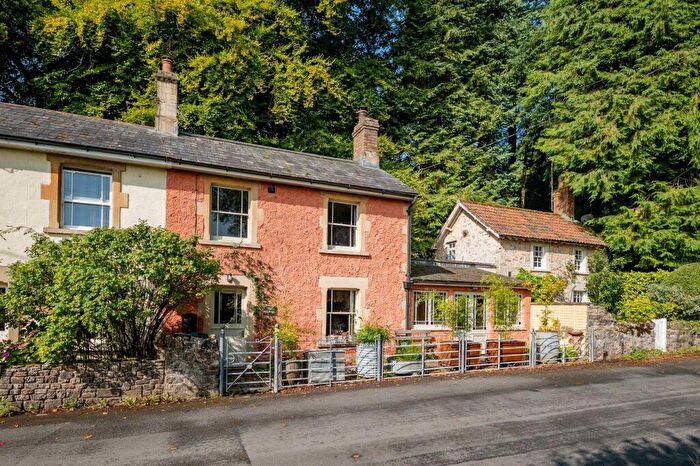 2 Bedroom House To Rent In Oakhill, Radstock, BA3