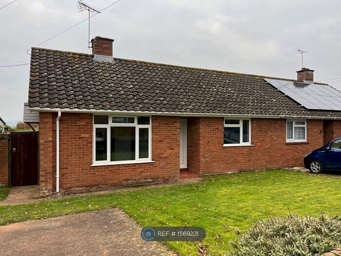 2 Bedroom Bungalow To Rent In Glebe Close, Upton Pyne, Exeter, EX5