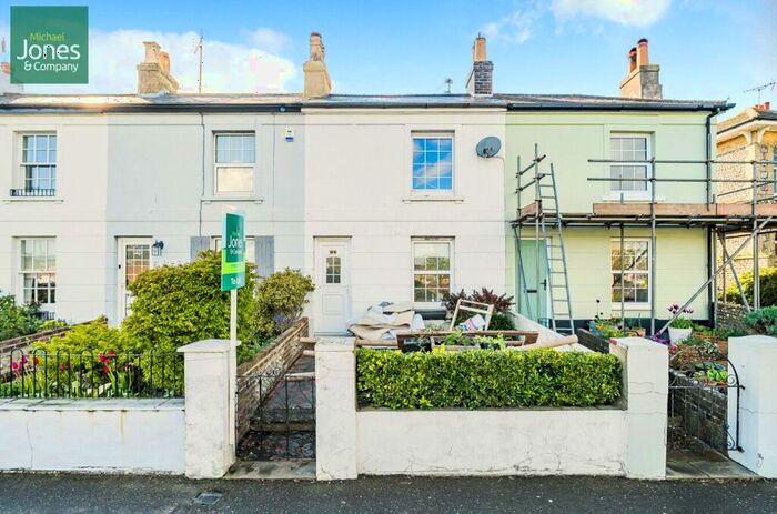 3 Bedroom Terraced House To Rent In Arundel Road, Littlehampton, West Sussex, BN17