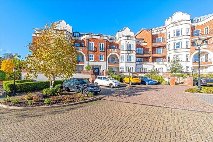 3 Bedroom Flat To Rent In Burleigh Road, Ascot, Berkshire, SL5