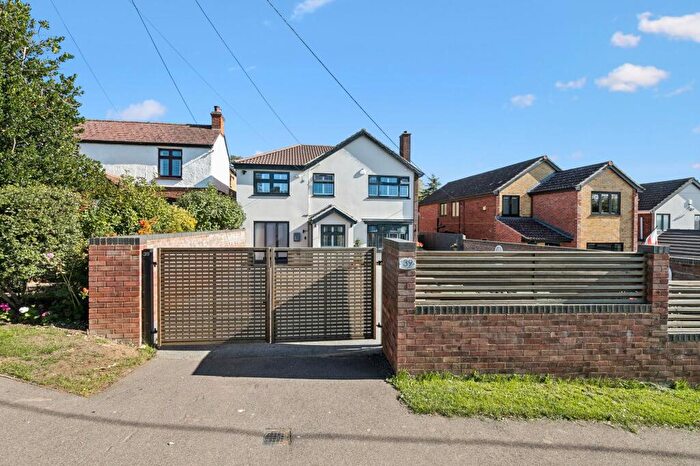 5 Bedroom Detached House For Sale In Clophill Road, Gravenhurst, MK45