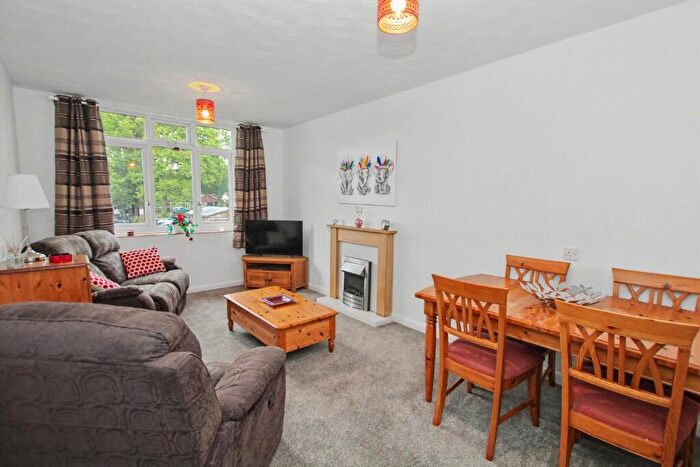 1 Bedroom Retirement Property For Sale In Headley Road, Hindhead, Surrey, GU26