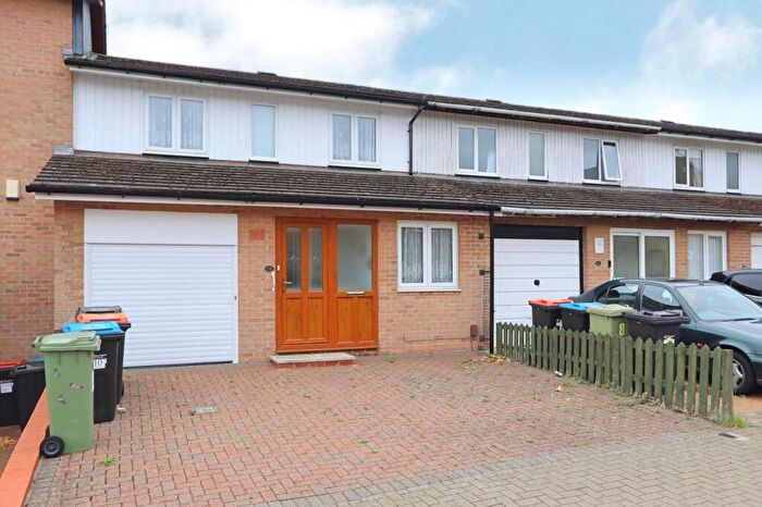 3 Bedroom Terraced House For Sale In Wandsworth Place, Bradwell Common, MK13