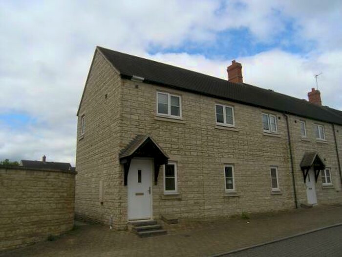 1 Bedroom Apartment To Rent In Madley Park, Witney, OX28