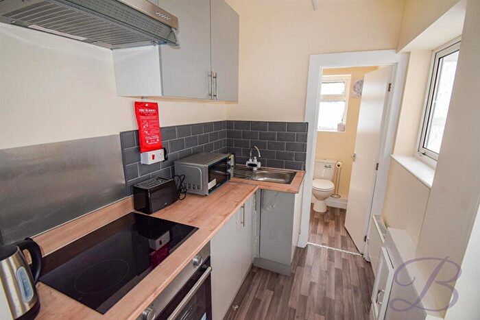 Studio To Rent In *Water And Council Tax Included* Bishop Street, Mansfield, NG18