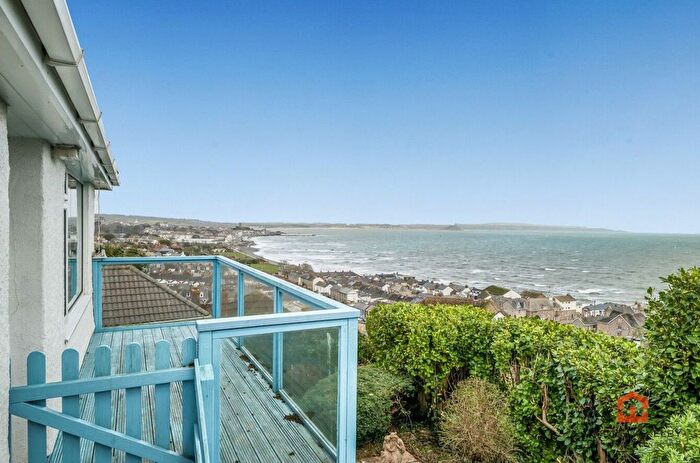 3 Bedroom Bungalow For Sale In Newlyn, Penzance, TR18