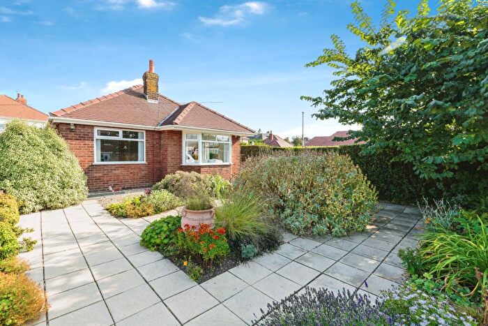 2 Bedroom Detached House For Sale In Lawrence Avenue, Lytham St. Annes, Lancashire, FY8
