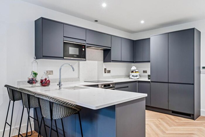 4 Bedroom House For Sale In Clive Road, Great Warley, Brentwood, Essex, CM13