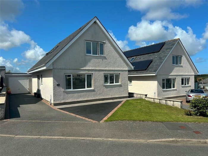 3 Bedroom Bungalow For Sale In Tyn Rhos Estate, Penysarn, Anglesey, Sir Ynys Mon, LL69