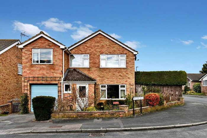 5 Bedroom Detached House For Sale In Willow Walk, Ripon, HG4