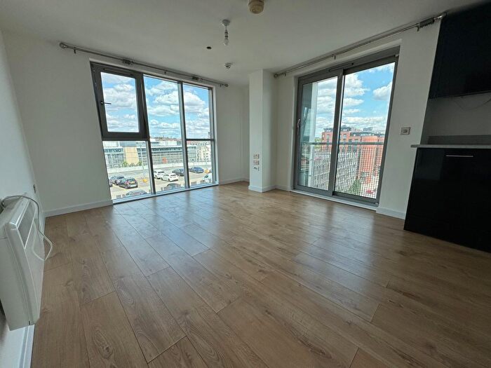 2 Bedroom Flat To Rent In The Picture Works, Queens Road, Nottingham, NG2