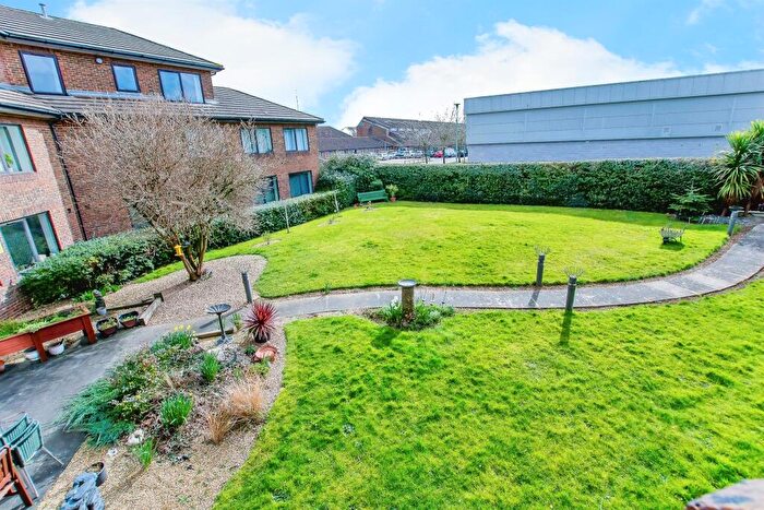 1 Bedroom Flat For Sale In Homenene House, Orton Goldhay, Peterborough, PE2