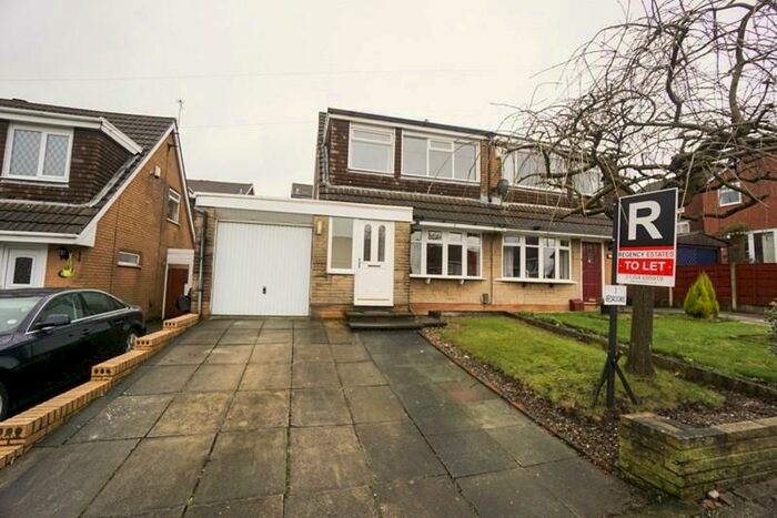 3 Bedroom Semi-Detached House To Rent In Pennine Road, Horwich, BL6