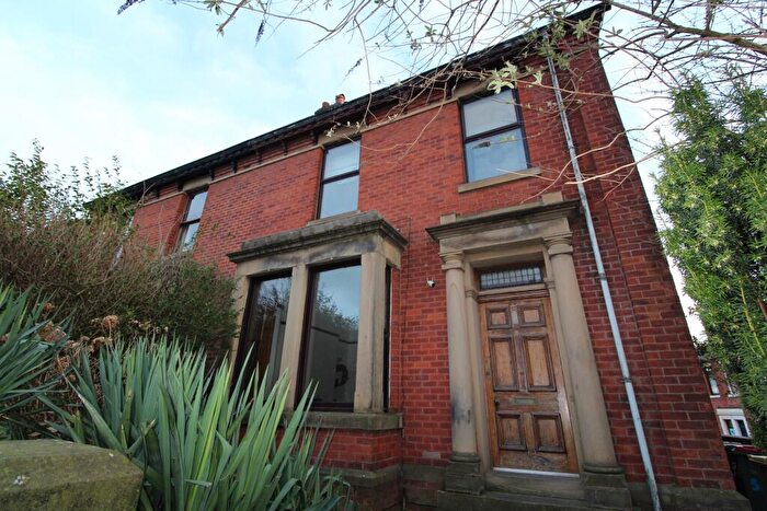 4 Bedroom Semi-Detached House To Rent In Lytham Road, Fulwood, PR2