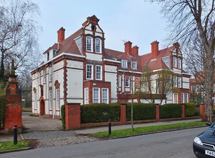 1 Bedroom Apartment To Rent In Sailsbury Street, Hull, HU5