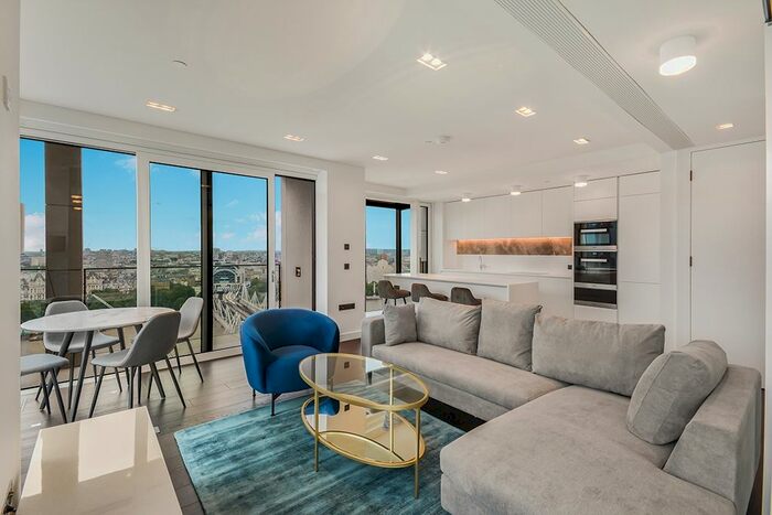 3 Bedroom Flat To Rent In Casson Square, London, SE1