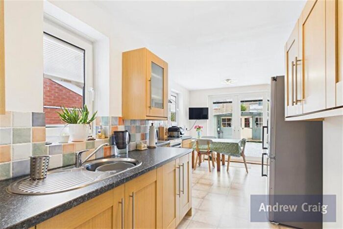 4 Bedroom Semi-Detached House For Sale In Dulverton Avenue, South Shields, NE33