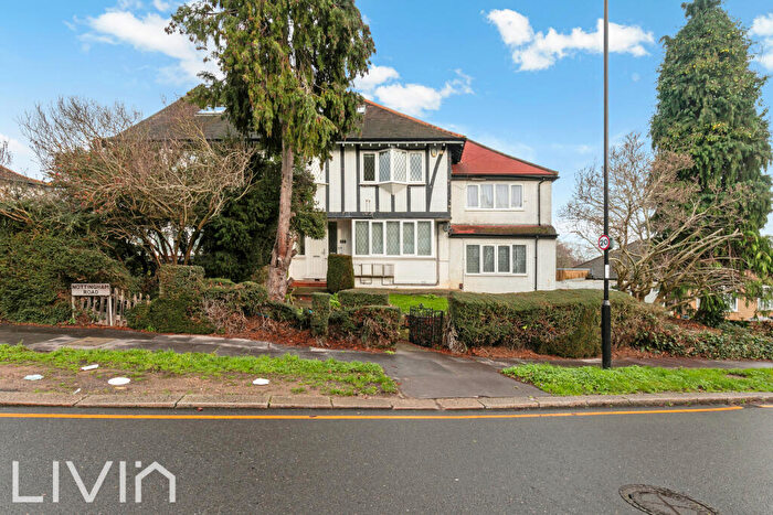 2 Bedroom Flat To Rent In Nottingham Road, South Croydon, CR2