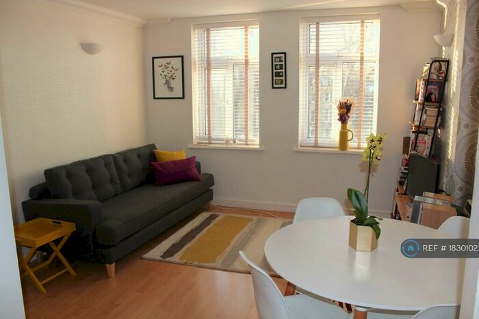 1 Bedroom Flat To Rent In Abney Park Court, London, N16
