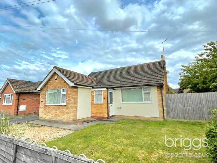 3 Bedroom Detached Bungalow For Sale In The Grove, Market Deeping, PE6