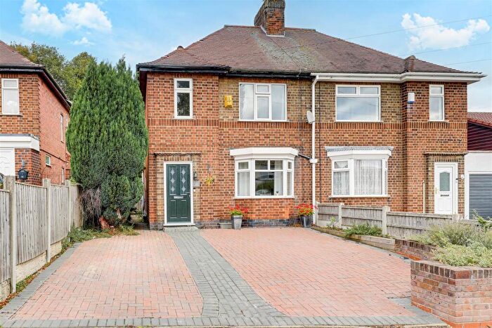 3 Bedroom Semi-Detached House For Sale In Rockside Gardens, Hucknall, Nottinghamshire, NG15